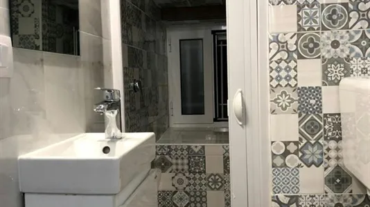 Rooms in Napoli Municipalità 2 - photo 5