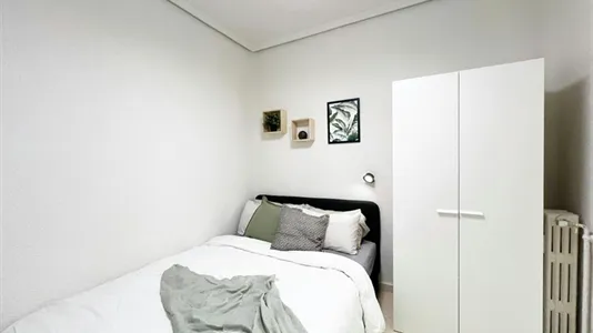 Rooms in Madrid Moncloa-Aravaca - photo 4