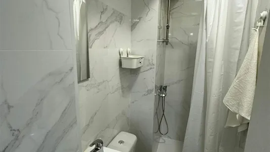 Rooms in Madrid Ciudad Lineal - photo 5