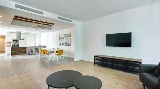 Apartments in Barcelona Ciutat Vella - photo 10