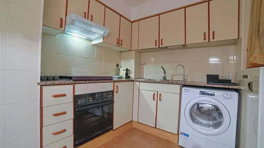 Rooms in Barcelona Sants-Montjuïc - photo 10