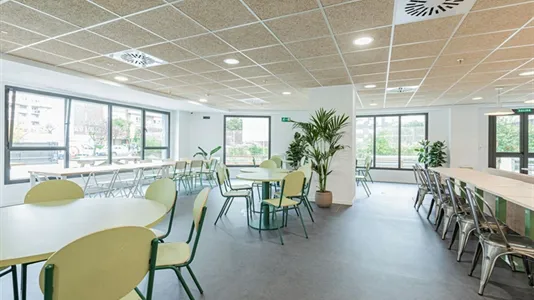 Rooms in Santander - photo 10