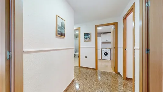 Rooms in Tavernes Blanques - photo 5