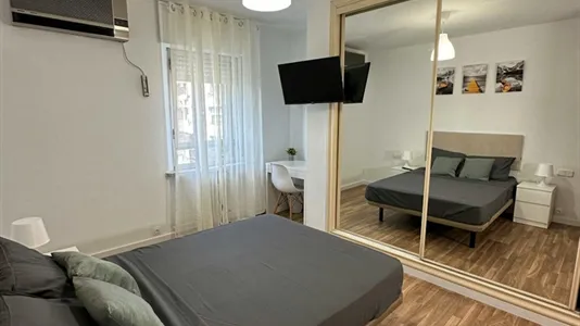 Rooms in Madrid Retiro - photo 4