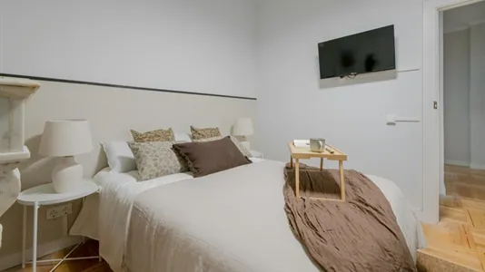 Rooms in Madrid Salamanca - photo 3
