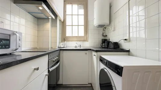 Rooms in Barcelona Eixample - photo 5