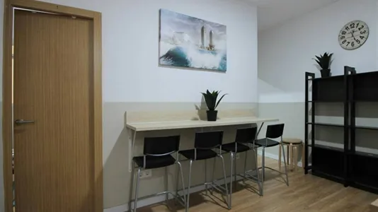 Rooms in Barcelona Ciutat Vella - photo 4