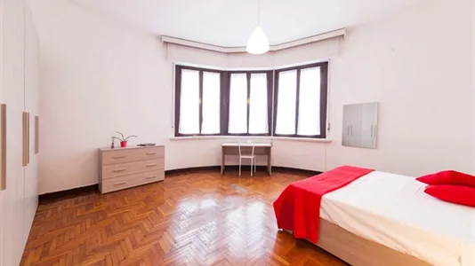 Rooms in Milano Zona 4 - Vittoria, Forlanini - photo 2