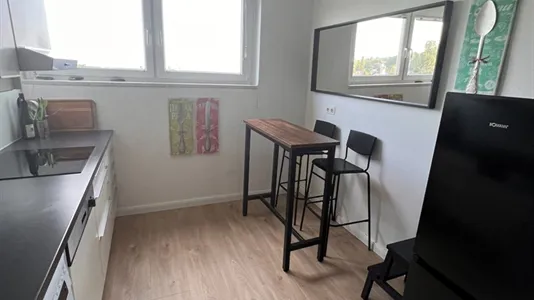 Apartments in Maria Enzersdorf - photo 7