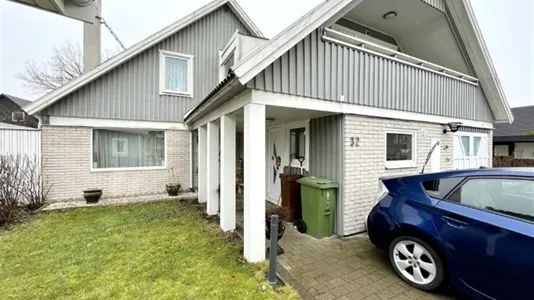 Houses in Upplands Väsby - photo 5