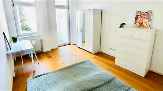 Rooms in Berlin Lichtenberg - photo 4