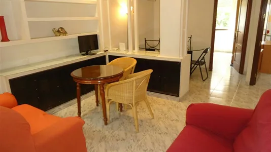 Rooms in Córdoba - photo 4