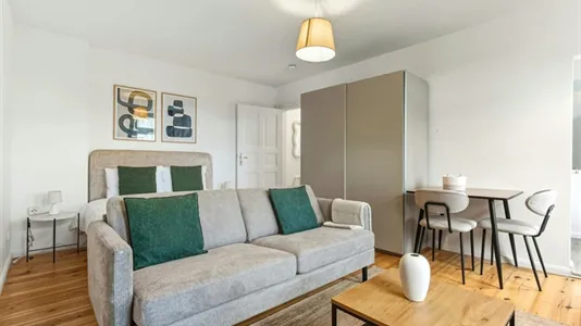 Apartments in Berlin Neukölln - photo 3