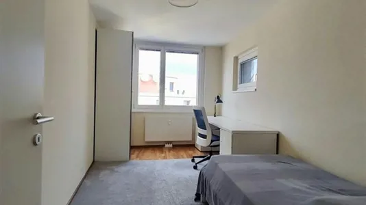 Rooms in Vienna Favoriten - photo 1
