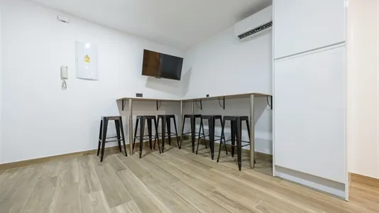 Rooms in Valencia Ciutat Vella - photo 6