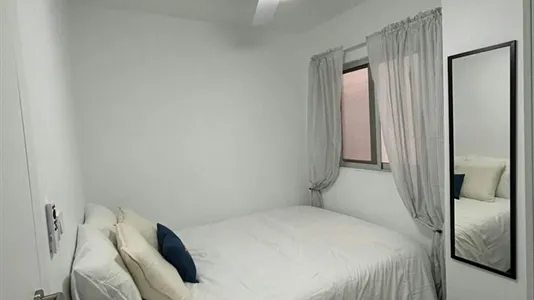 Rooms in Burjassot - photo 1