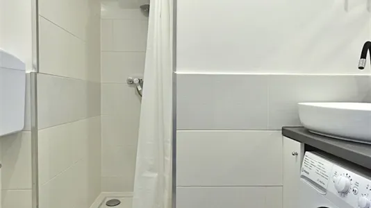 Apartments in Łódź - photo 10