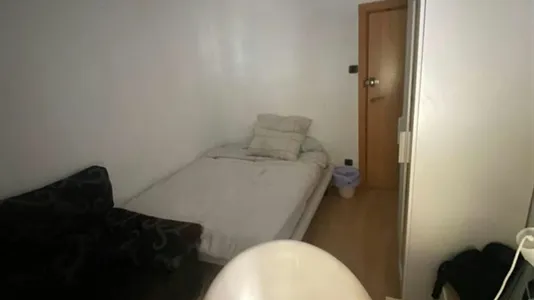 Rooms in Barcelona Sant Martí - photo 9