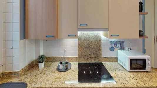 Rooms in Paris 17ème arrondissement - photo 6