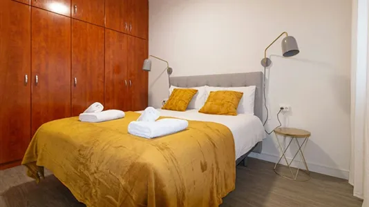 Apartments in Barcelona Eixample - photo 4