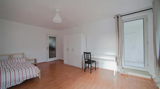 Rooms in Location is not specified - photo 1