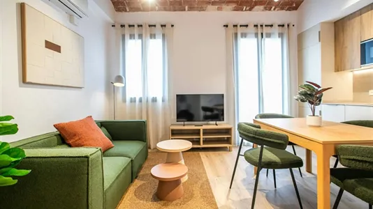 Apartments in Barcelona Eixample - photo 3