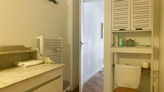 Houses in Béziers - photo 6