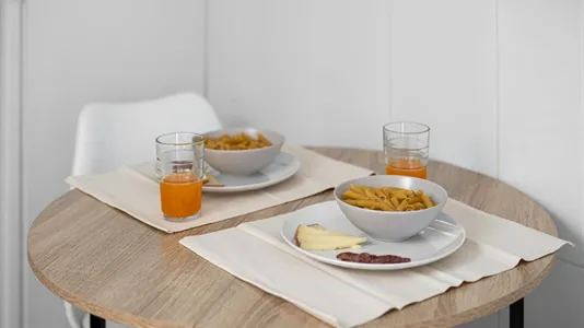 Rooms in Barcelona Ciutat Vella - photo 10