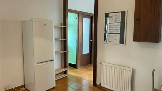 Rooms in Barcelona Ciutat Vella - photo 4