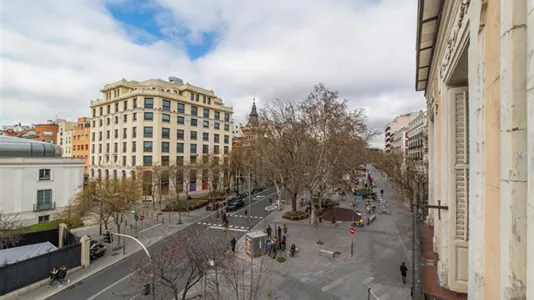 Rooms in Madrid Centro - photo 4
