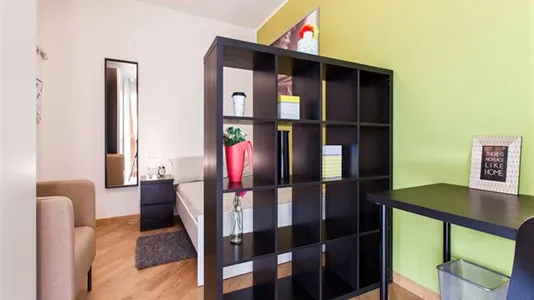 Rooms in Milano Zona 5 - Vigentino, Chiaravalle, Gratosoglio - photo 4