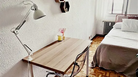 Rooms in Madrid Moncloa-Aravaca - photo 4
