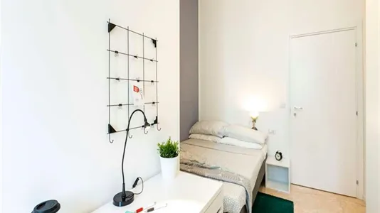 Rooms in Milano Zona 1 - Centro storico - photo 1