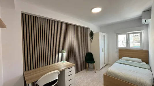 Rooms in Valencia Camins al Grau - photo 2