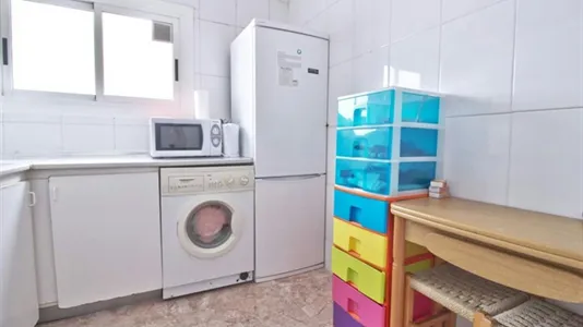 Rooms in el Camí de Vera - photo 6