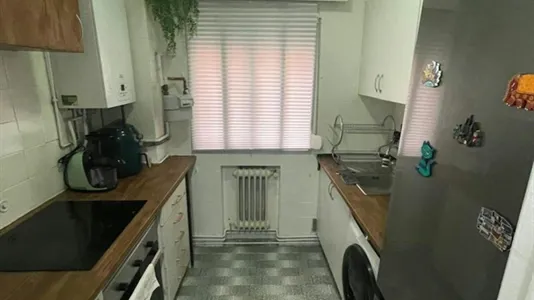 Rooms in Madrid Salamanca - photo 8