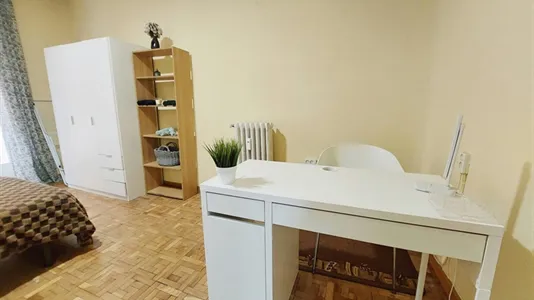 Rooms in Madrid Chamberí - photo 9