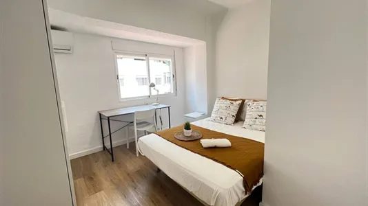 Rooms in Tavernes Blanques - photo 4