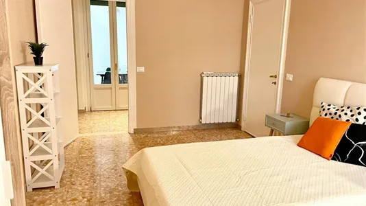 Rooms in Florence - photo 3