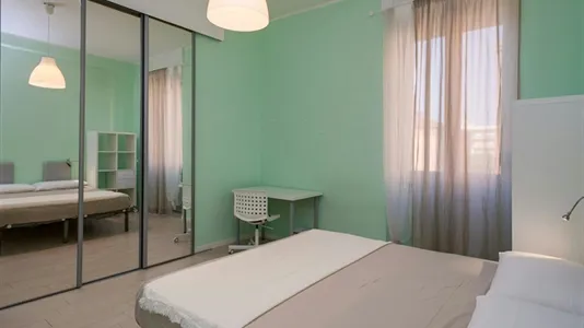 Rooms in Roma Municipio VII – Appio-Latino/Tuscolano/Cinecittà - photo 4