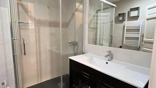 Rooms in Madrid Centro - photo 5