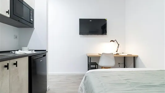 Rooms in Madrid Moncloa-Aravaca - photo 4