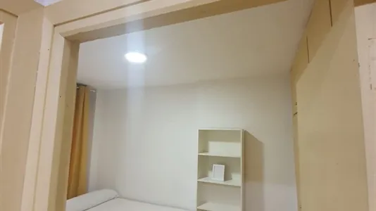Rooms in Granada - photo 4
