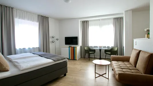 Apartments in Cologne Innenstadt - photo 2