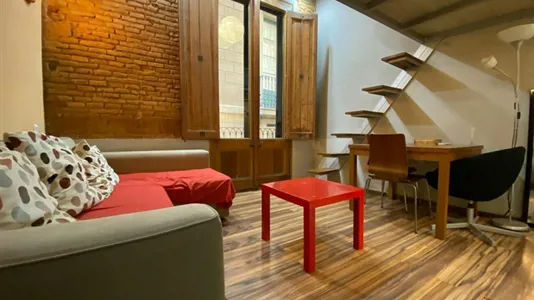 Apartments in Barcelona Ciutat Vella - photo 3