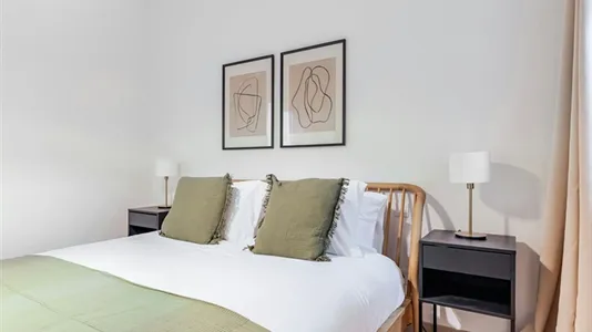 Apartments in Barcelona Eixample - photo 10