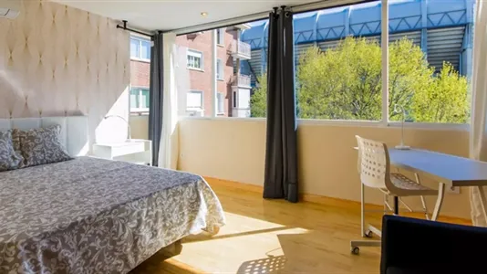 Rooms in Madrid Centro - photo 4
