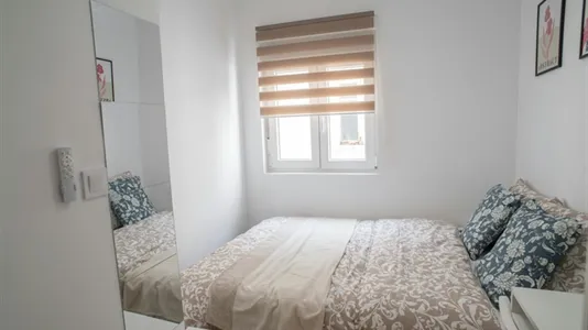 Rooms in Tavernes Blanques - photo 2