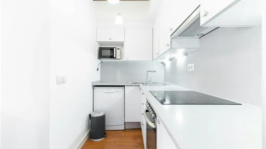 Apartments in Barcelona Ciutat Vella - photo 8