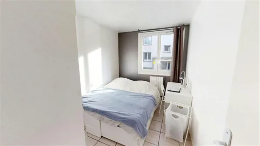 Rooms in Grenoble - photo 2